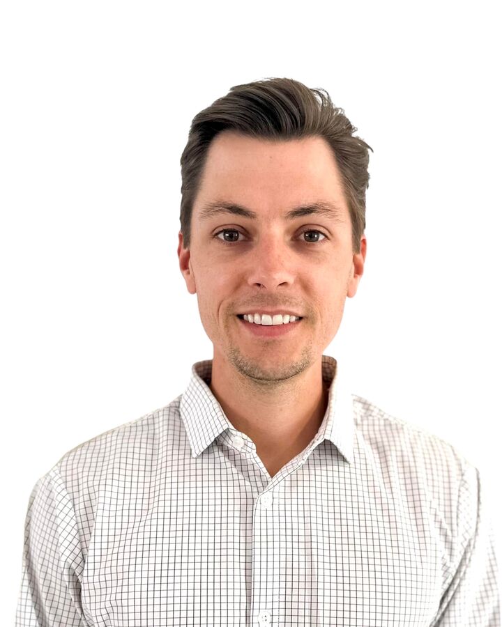 Logan Graham,  in Saint Petersburg, Wolf's Crossing Realty