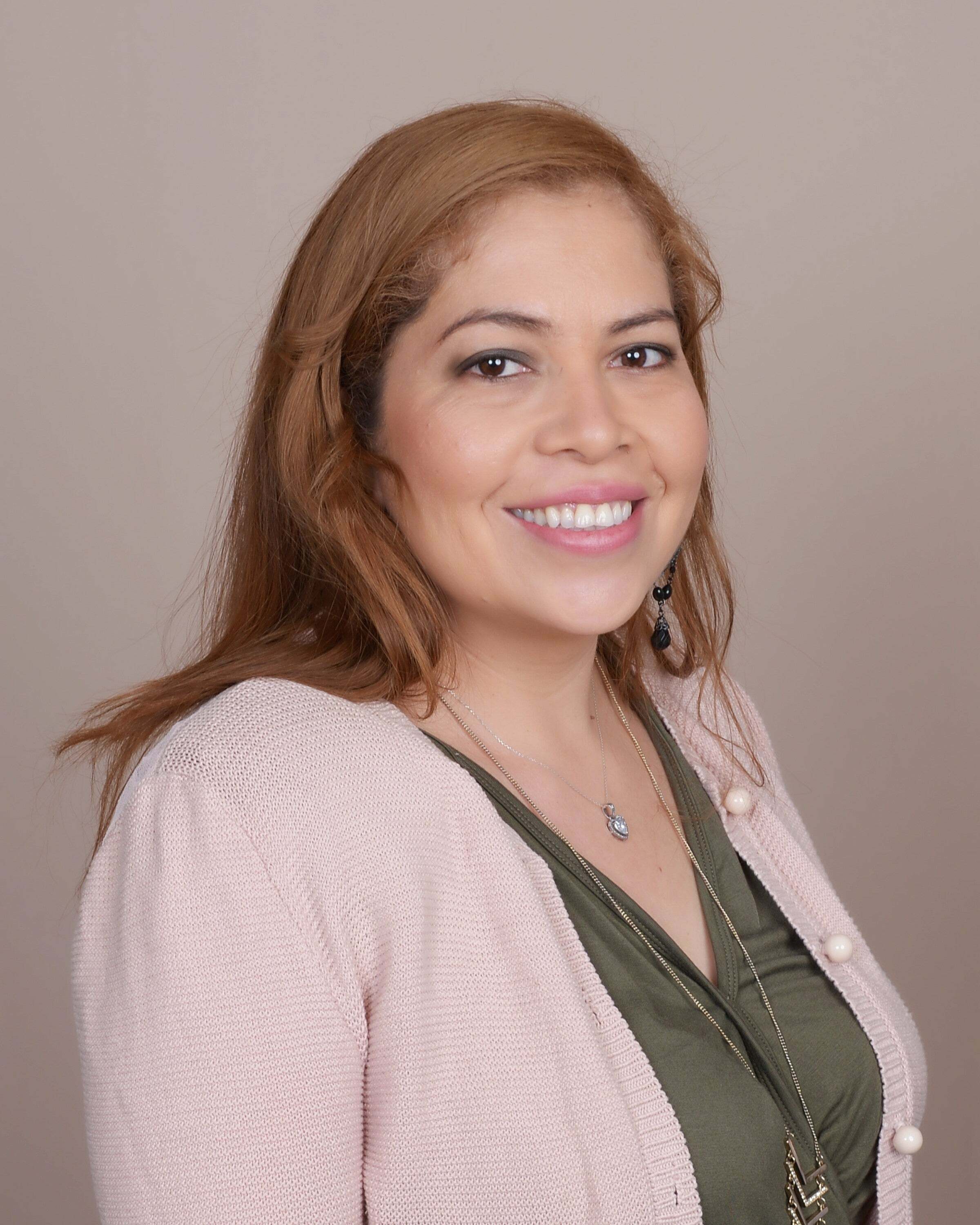 Mariela Ramirez Gomez, Real Estate Salesperson in Woodland Hills, Real Estate Alliance