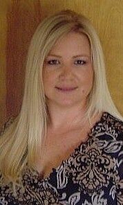 Jennifer Smith, Real Estate Salesperson in Big Pine Key, Circle