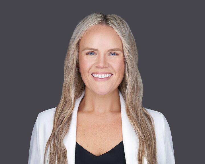 Crystal Burt Swanson, Associate Real Estate Broker in Sunriver, North Homes Realty