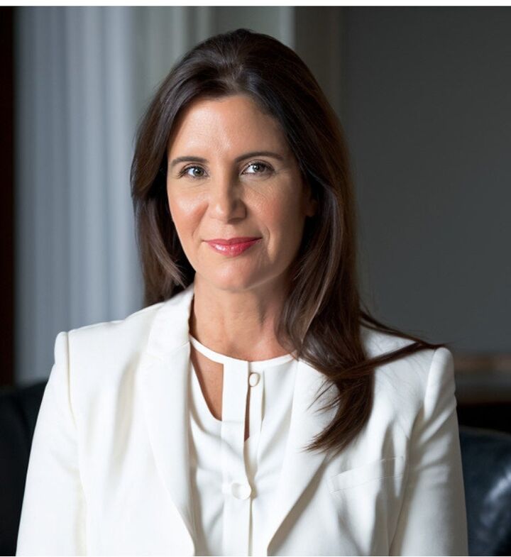 Kimberly Benoit, Real Estate Salesperson in Mystic, Shutters & Sails