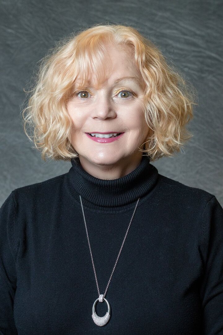 Phyllis Bronzino, Real Estate Salesperson in Brick, Solid Gold Realty