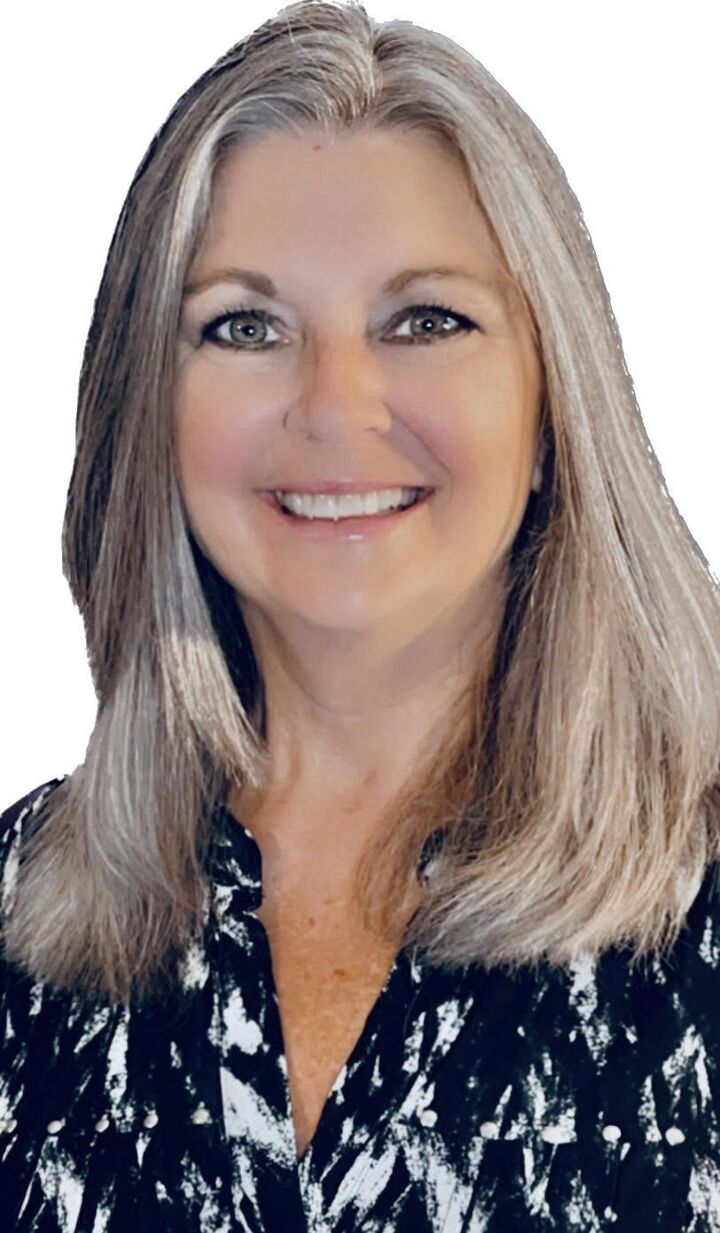 Cindy Blevins, Associate Real Estate Broker in Kingston, Jim Henry & Associates