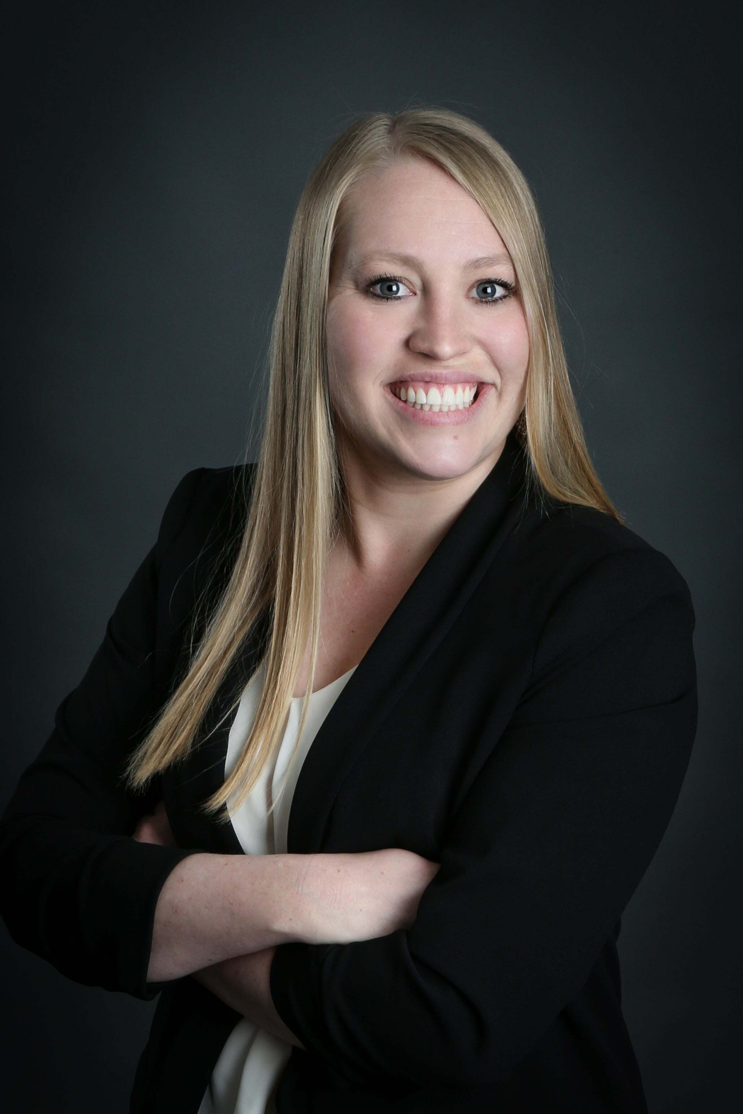 Kayla Smith, Real Estate Salesperson in Pelican Rapids, Preferred Partners