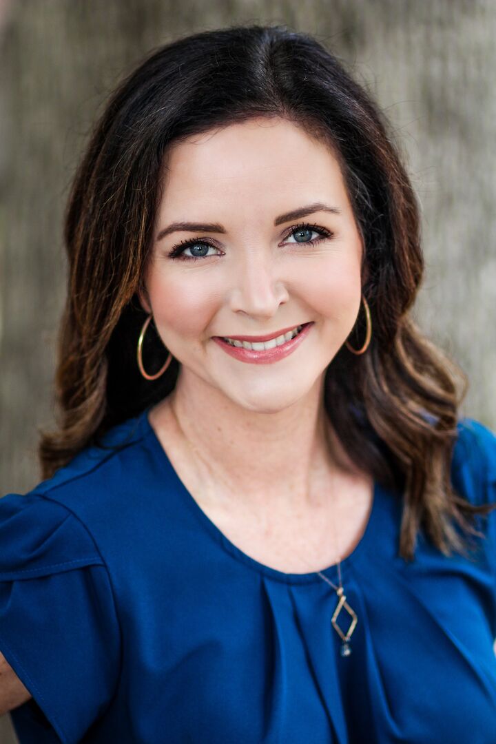 Jennifer Wallace, Real Estate Salesperson in Cary, Paracle