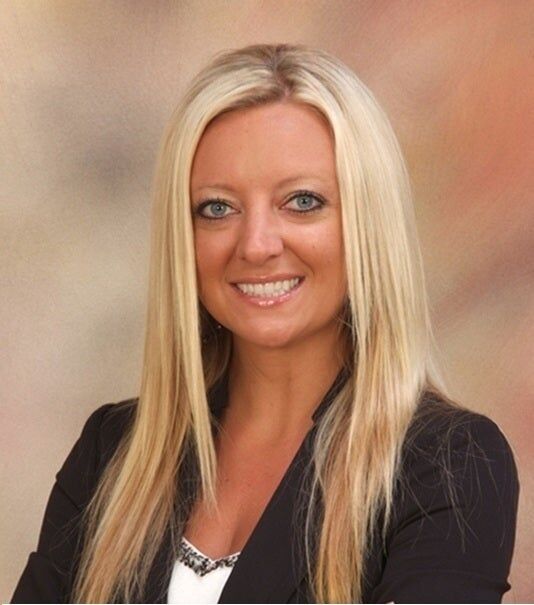 Melissa MacDonald, Real Estate Salesperson in Pinckney, Town & Country Real Estate