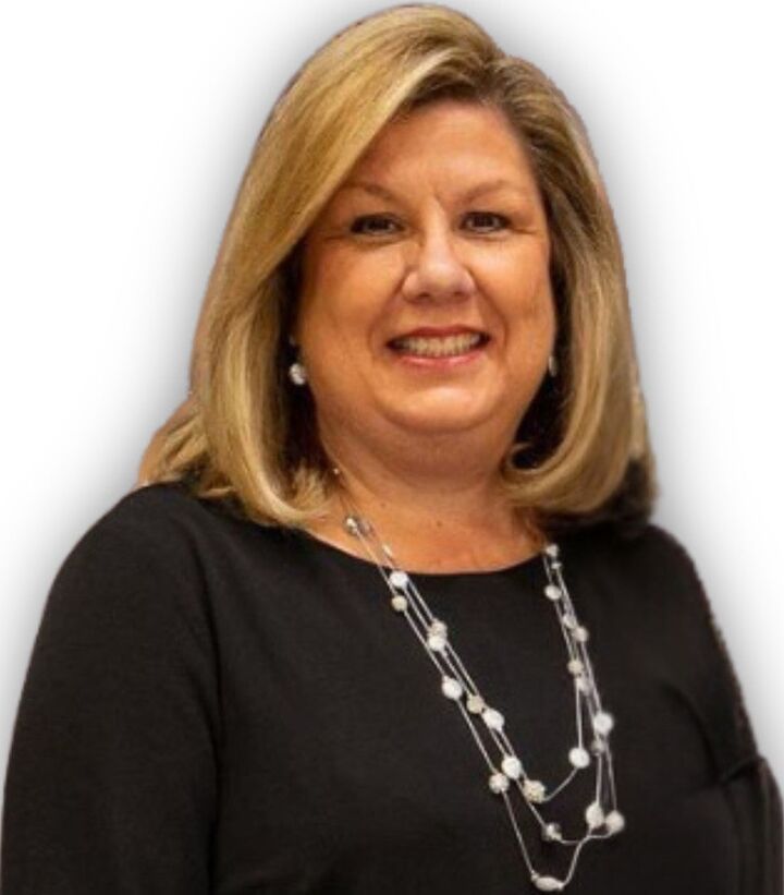 Lori Crawford, Real Estate Salesperson in Locust Grove, North East