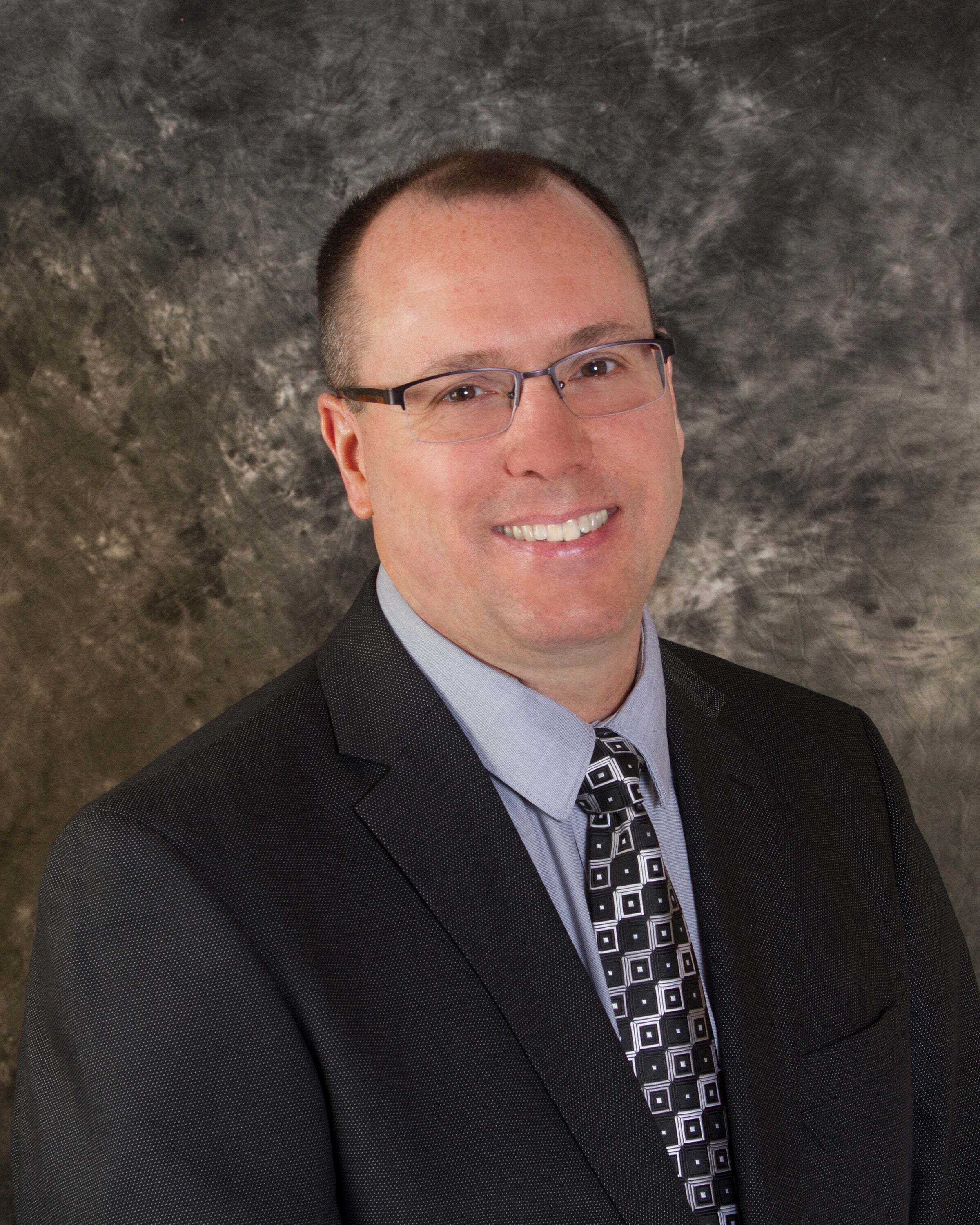 James Lorch,  in Lapeer, Professionals