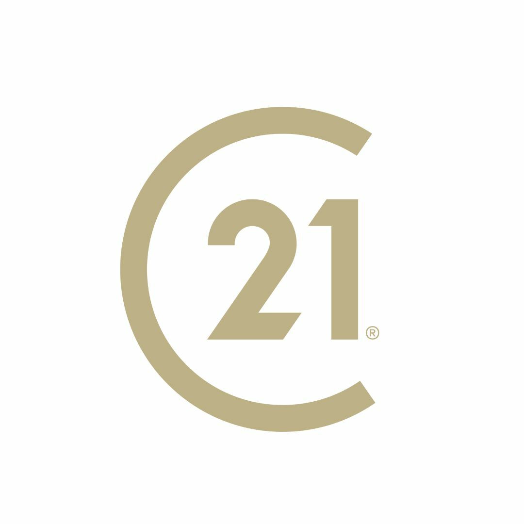 Century 21 Lifestyle,  in Petersburg, Lifestyle