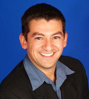 Alberto Rodriguez, Associate Real Estate Broker in Naperville, Circle