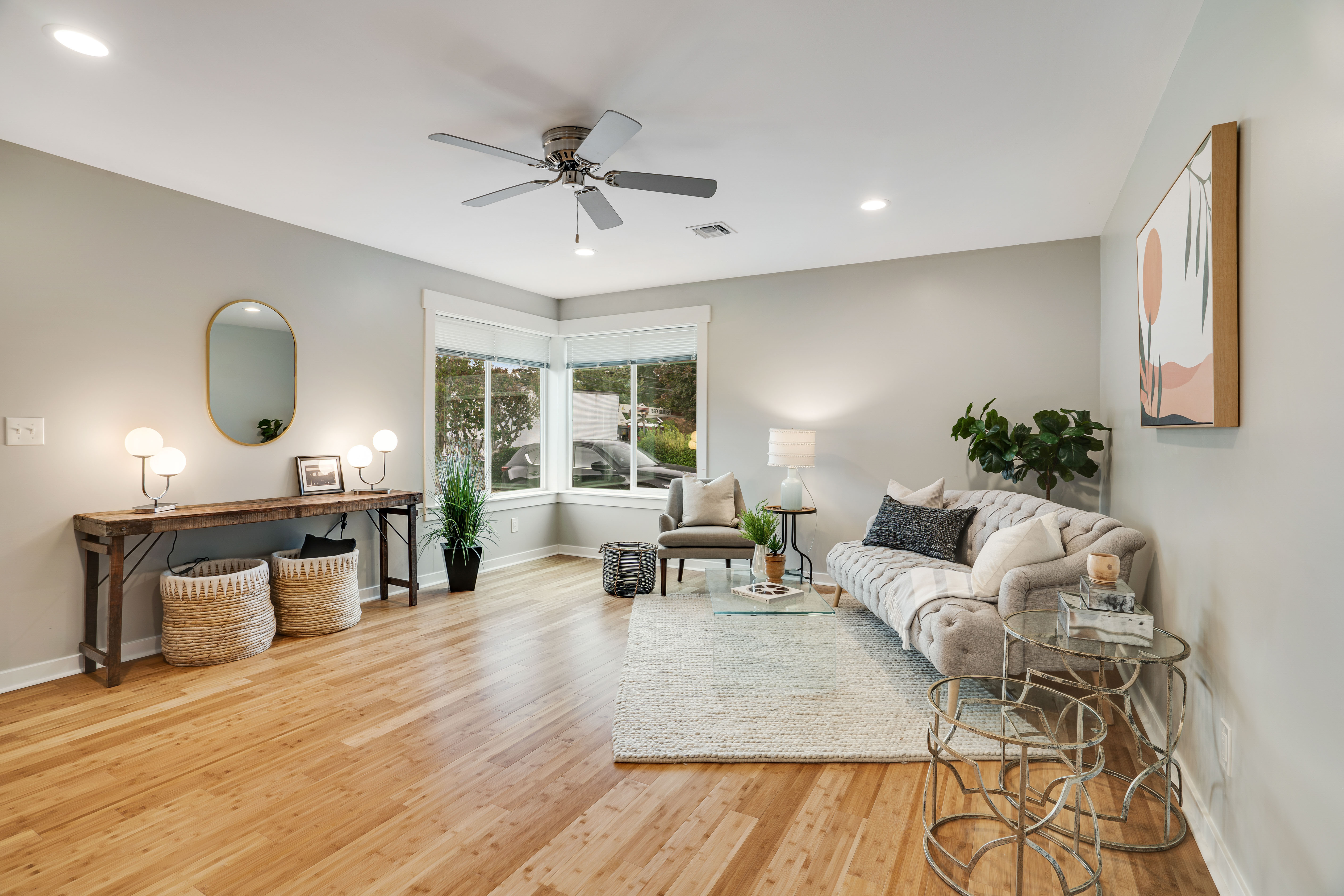 Property Photo: 832 S Oxford St WA 98465