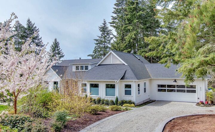 653 Horizon View Place NW  Bainbridge Island WA 98110 photo