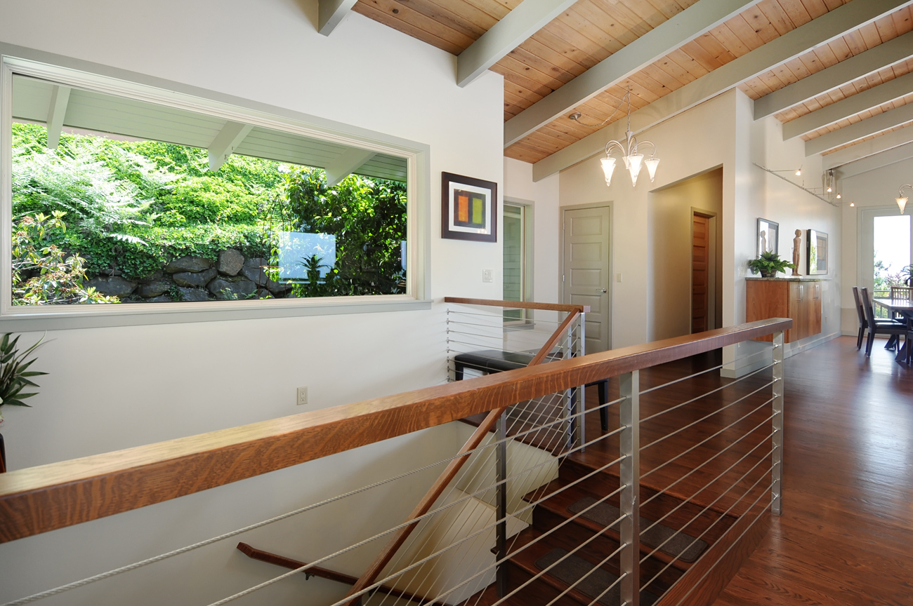 Property Photo: Foyer 12623 Shorewood Dr SW  WA 98146 