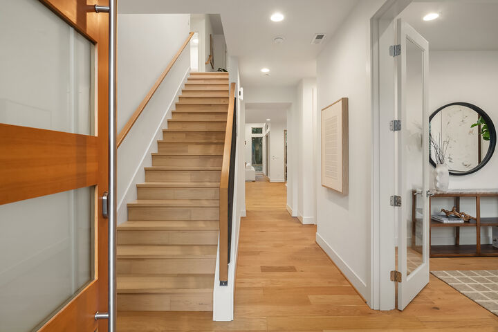 Property Photo:  8206  128th Avenue NE  WA 98033 