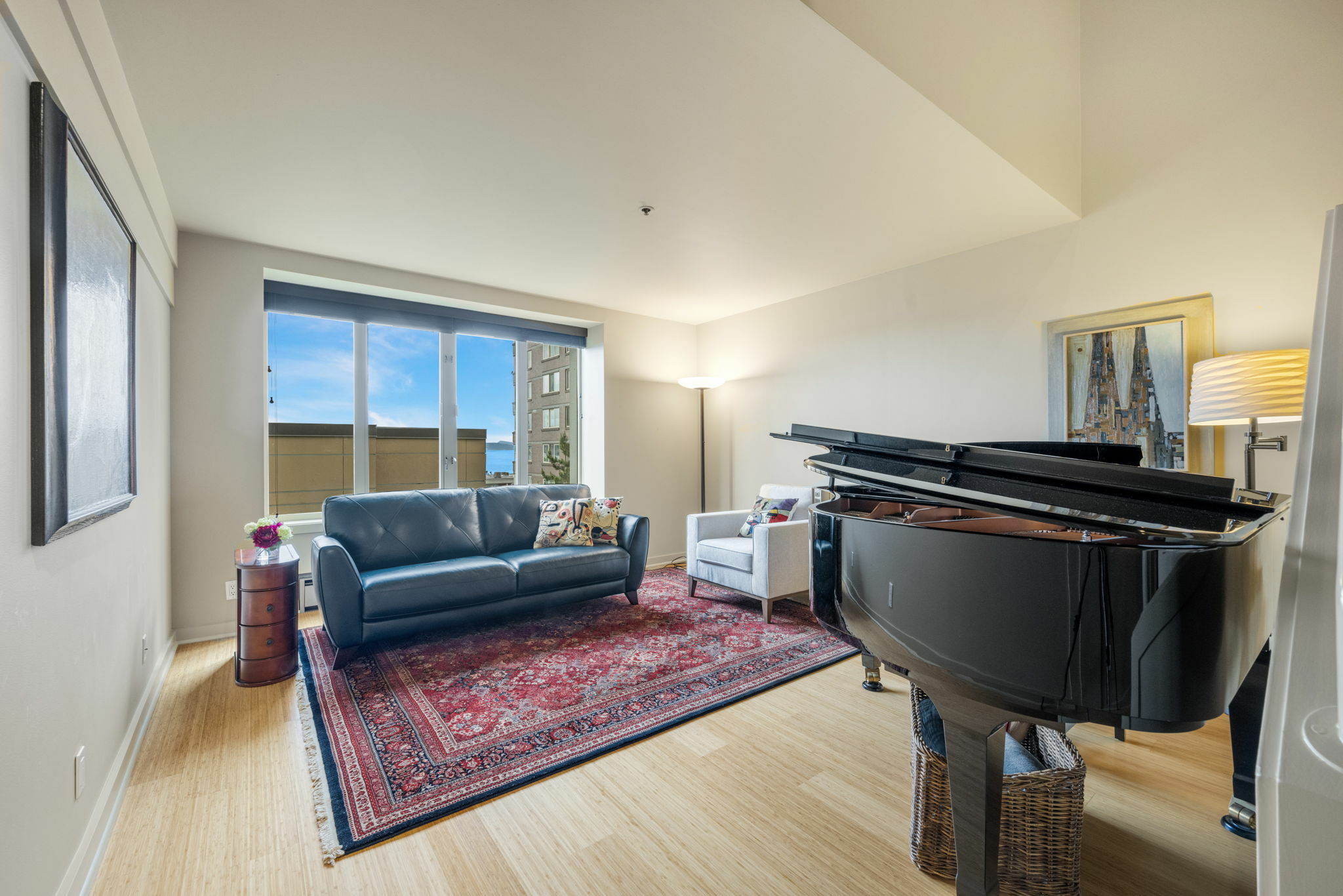 Property Photo: 98 Union Street 301 WA 98101