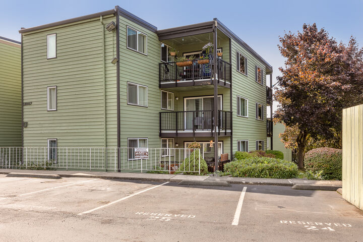 Property Photo: 13007 E Gibson Road U138 WA 98204