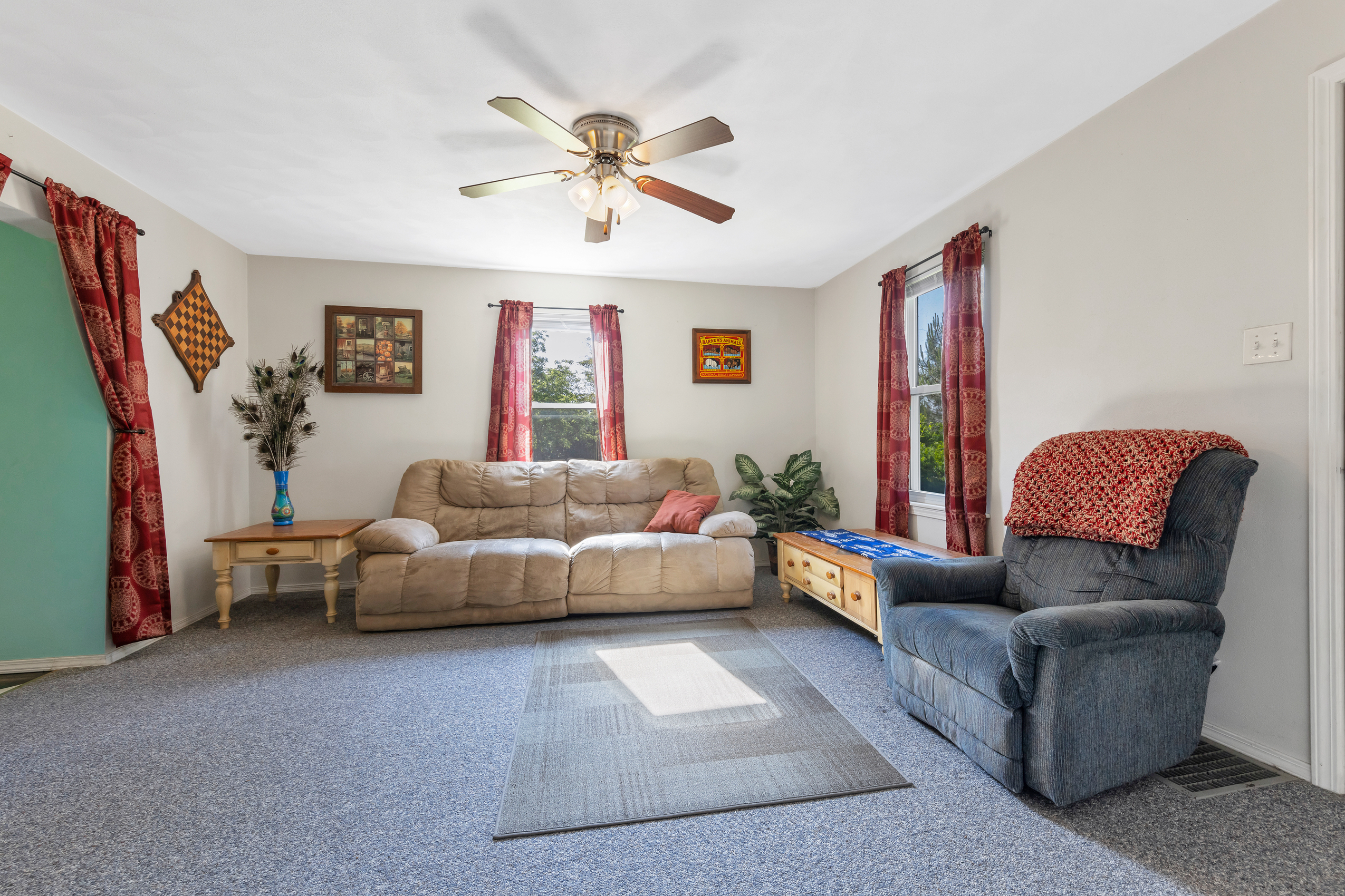 Property Photo: 5611 State Route 156 IL 62298