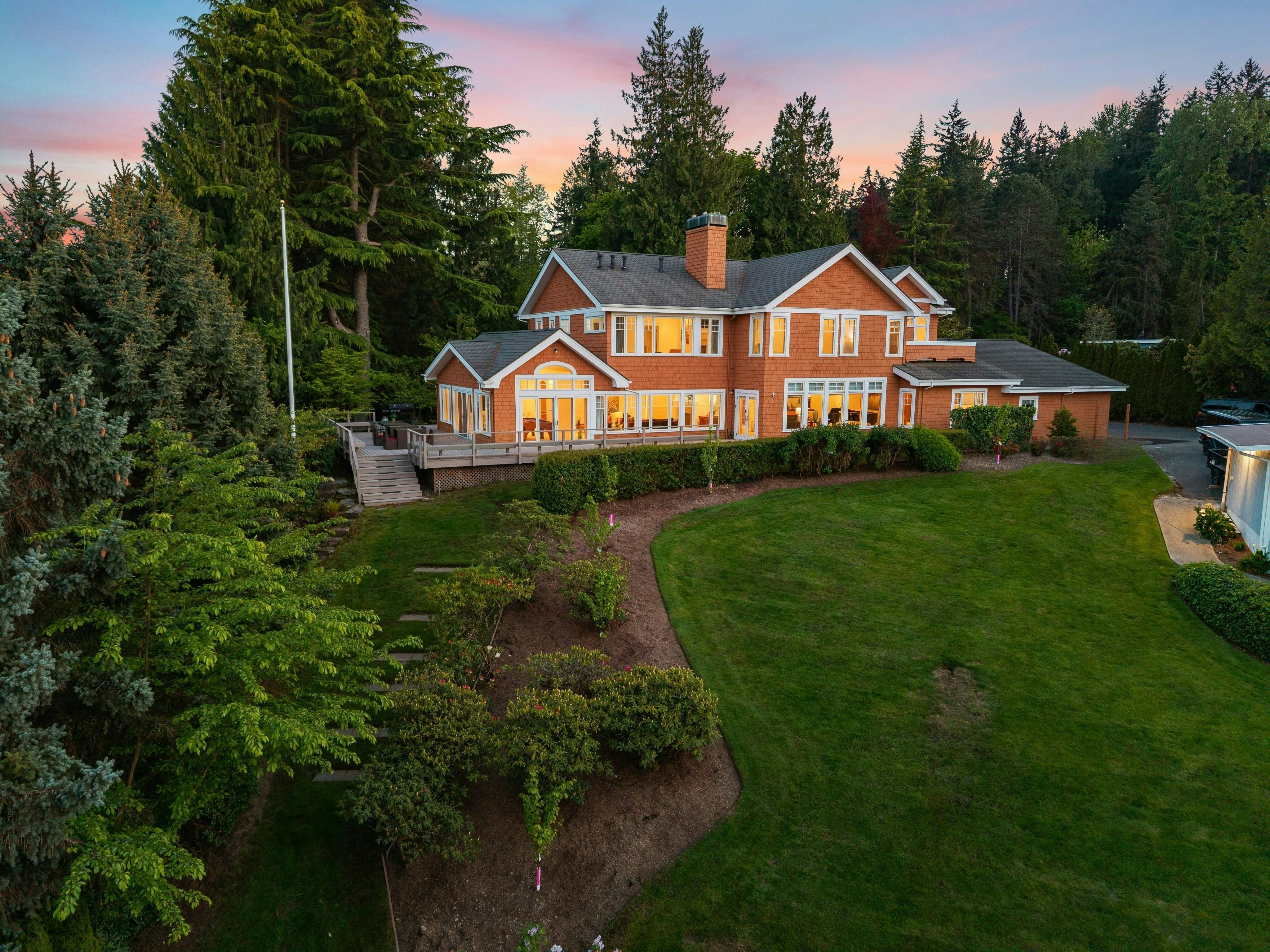Property Photo: 7944 NE 32nd Street WA 98039