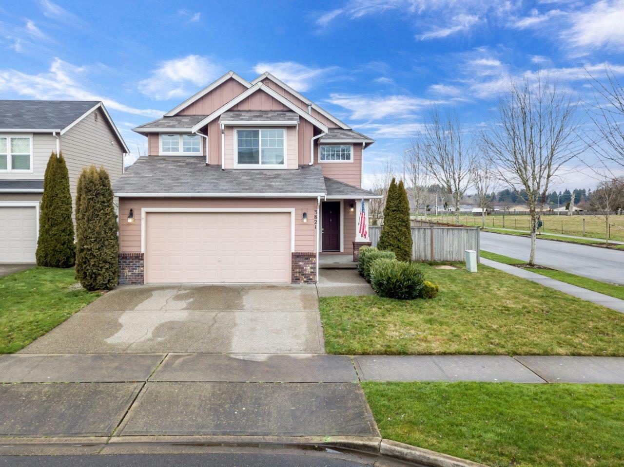 Property Photo: 3821 Ingleside Dr SE WA 98503
