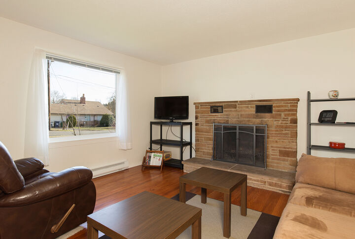Property Photo: Living Room 13641 2nd Ave S  WA 98168 