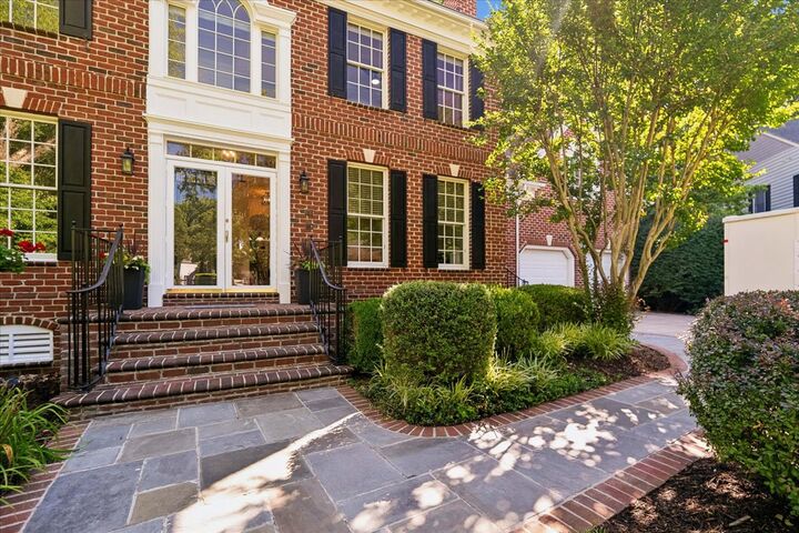 Property Photo:  6325 Angel Rose Court  MD 21044 