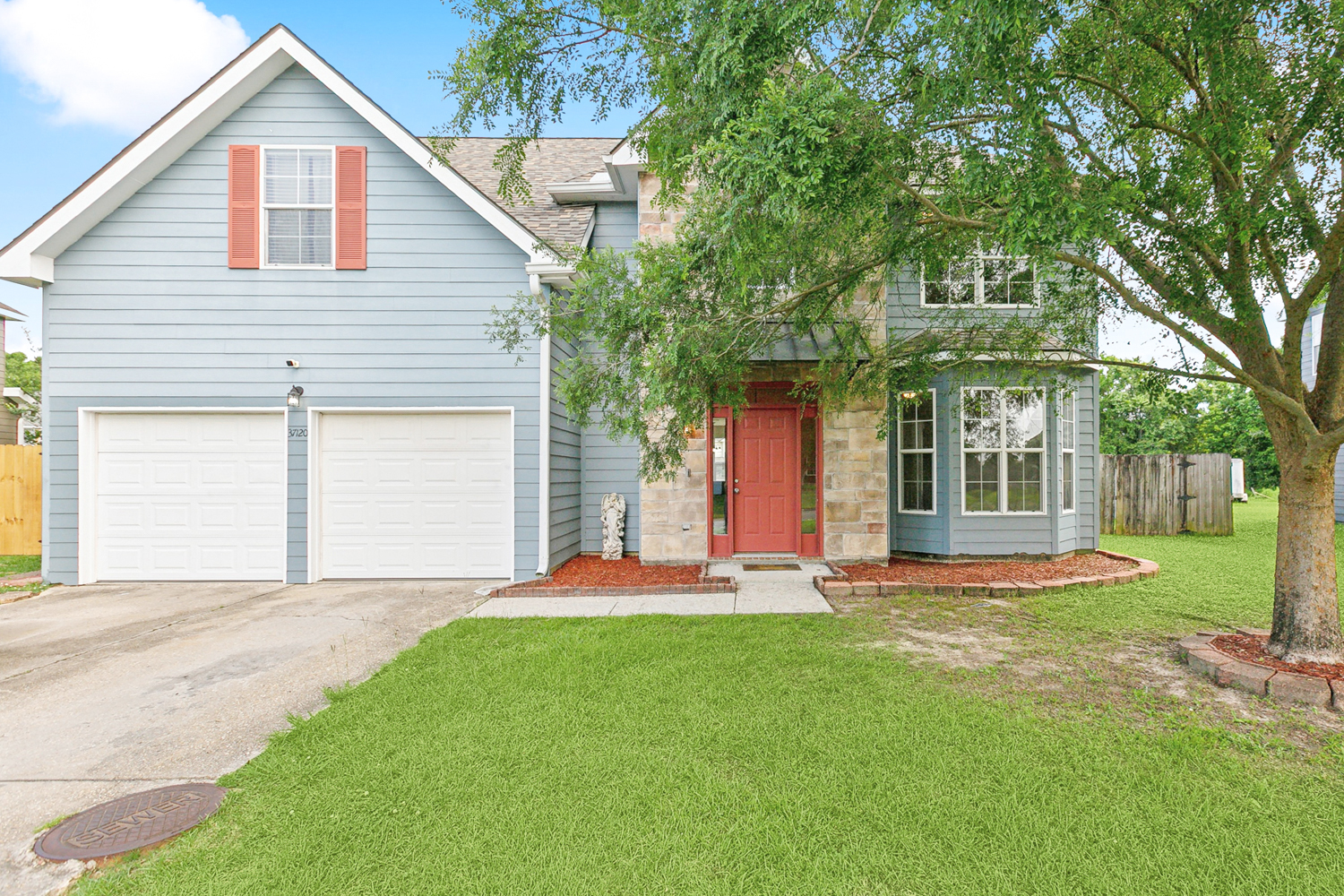 Property Photo: 37120 Kathleen Ave LA 70769