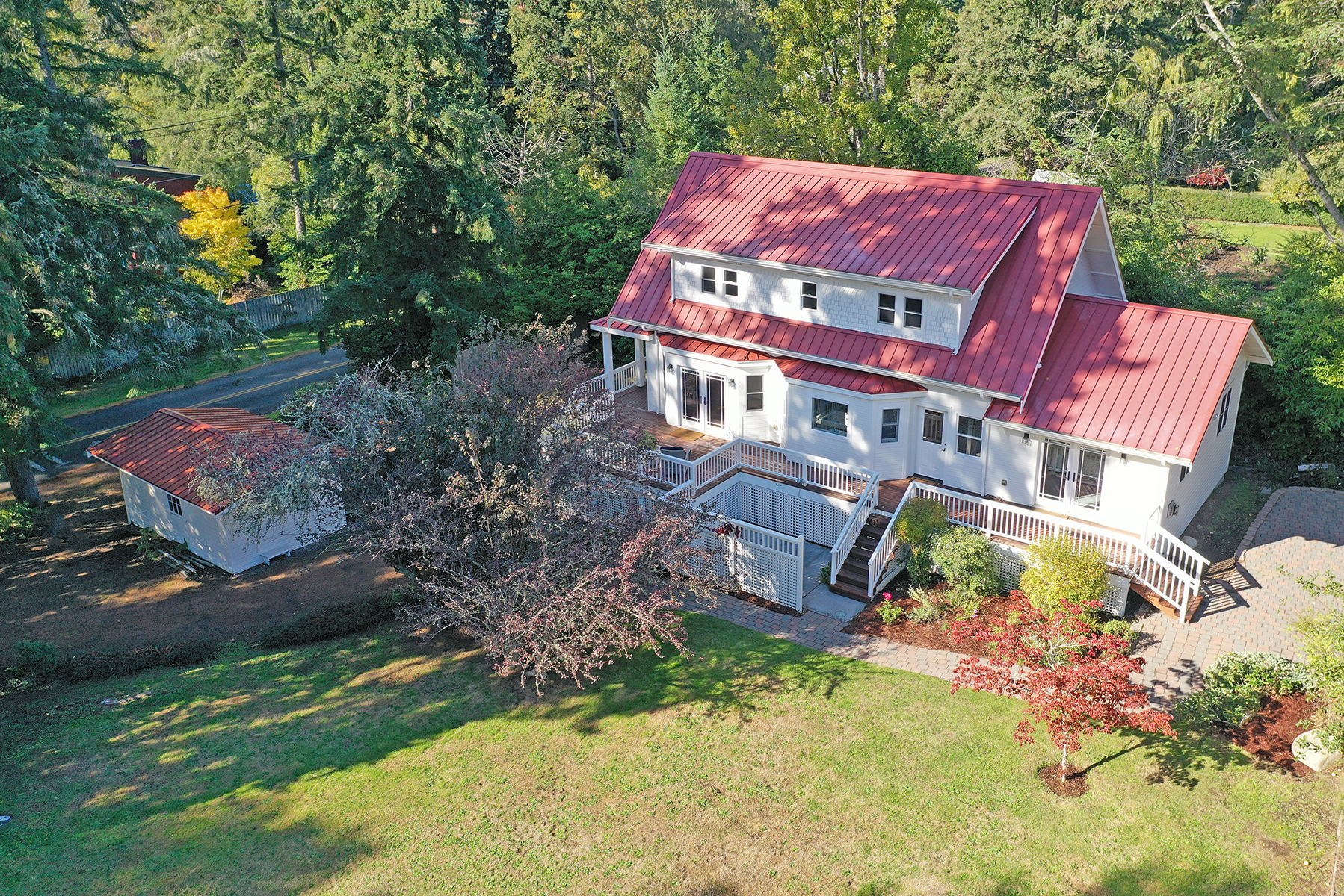 Property Photo:  4540 Taylor Ave NE  WA 98110 