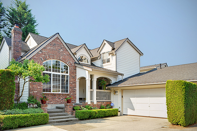 Property Photo: 6821 117th Ave NE WA 98033