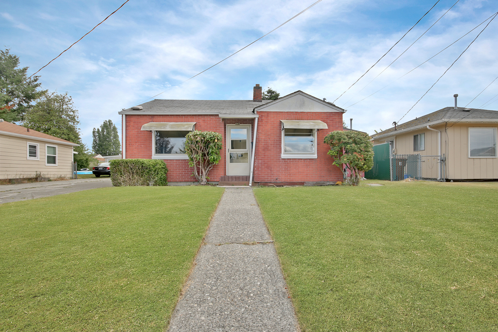 Property Photo:  643 S Oxford  WA 98465 