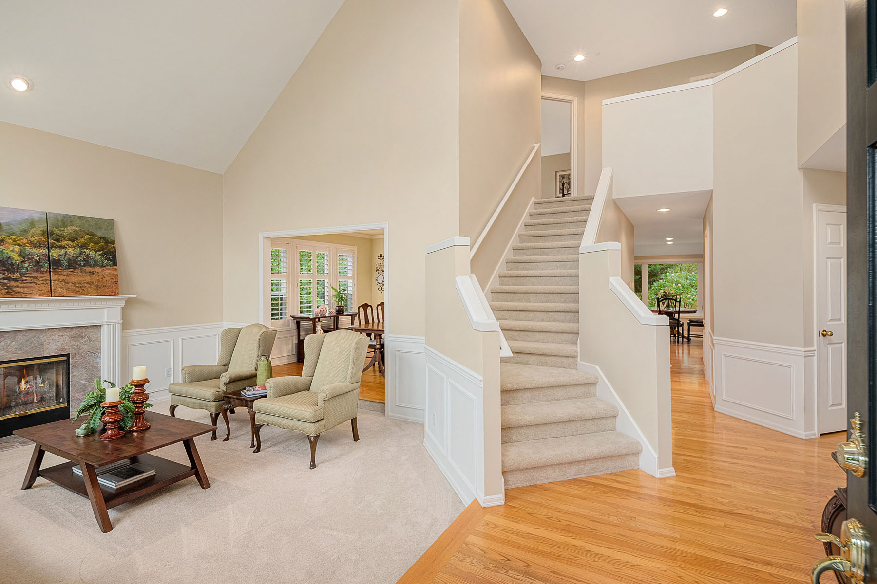Property Photo:  21437 SE 35th Wy  WA 98075 