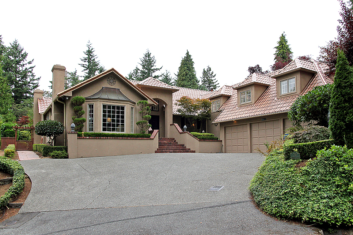 Property Photo:  7311 Soundview Dr  WA 98026 