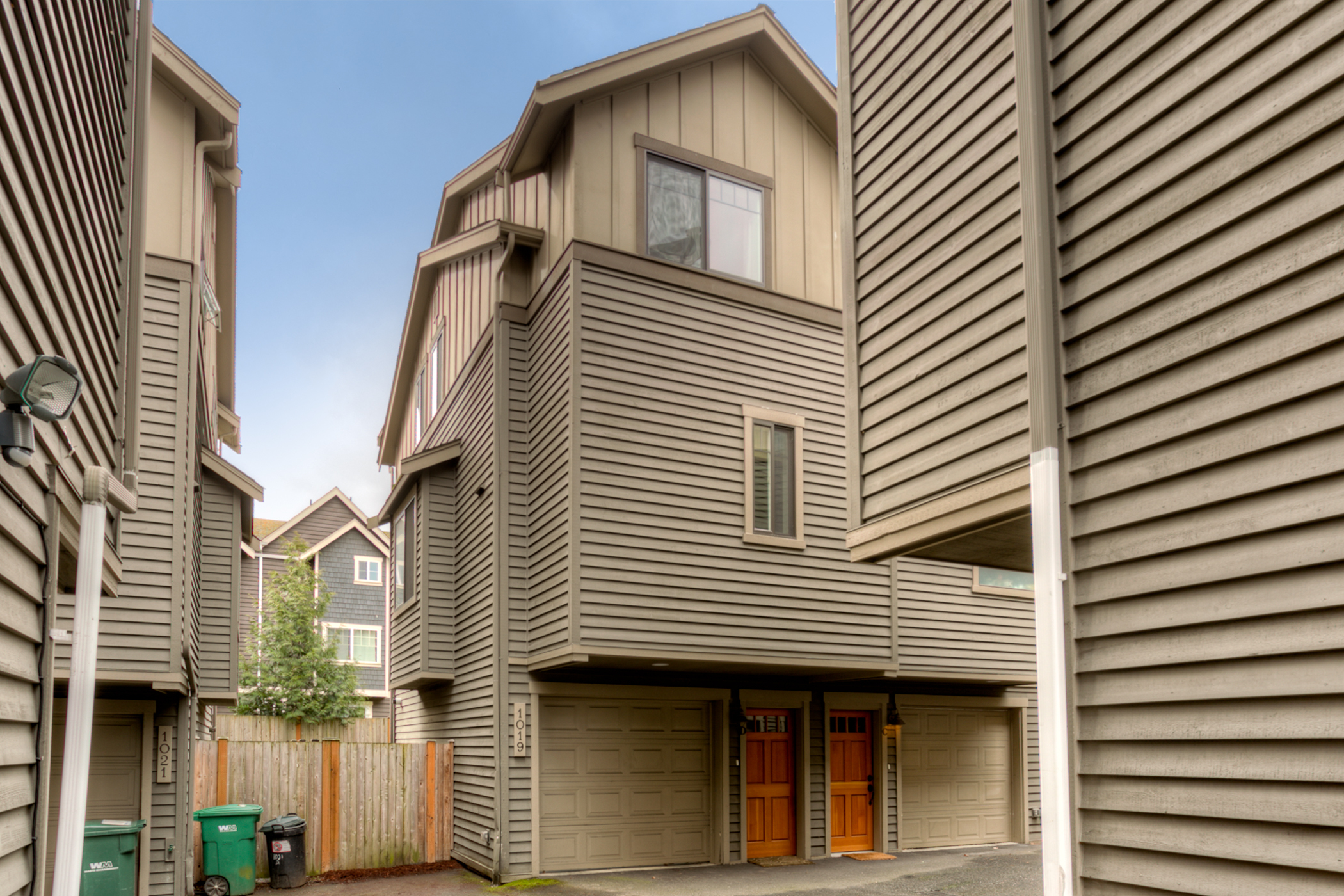 Property Photo: 1019 NE 125th St WA 98125
