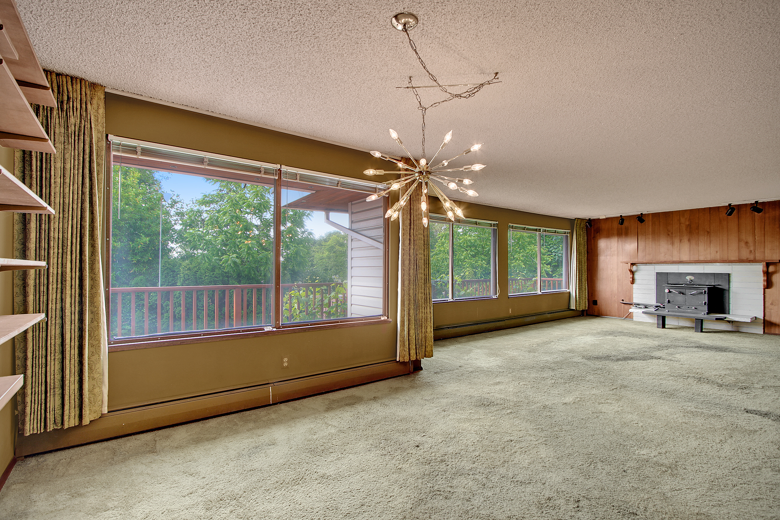 Property Photo: Living room/dining room 7703 S 128th St  WA 98178 