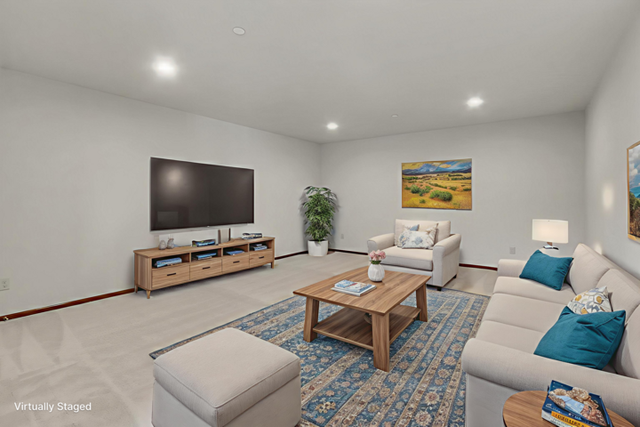 Property Photo:  5209  Glenwood Avenue  WA 98203 