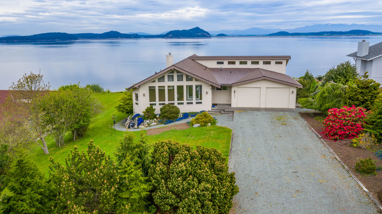 Property Photo: 3084 Mount Baker Circle WA 98277
