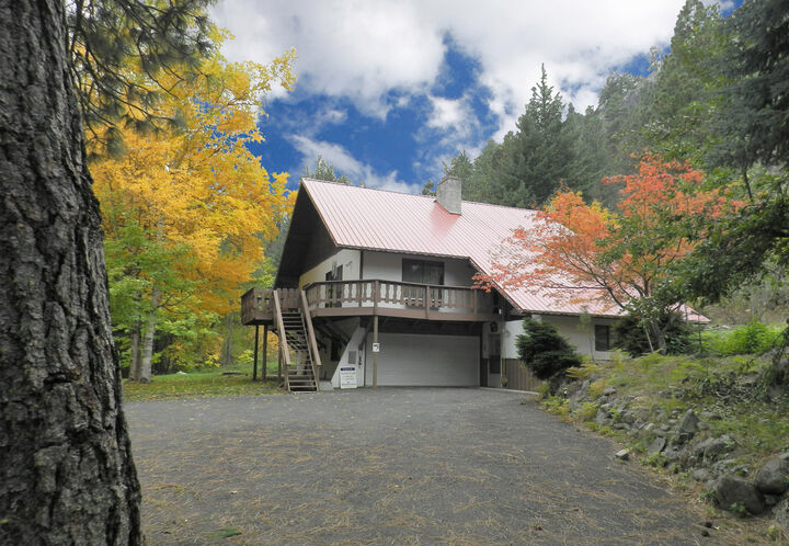 13007 Bayne Rd  Leavenworth WA 98826 photo