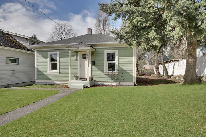 Property Photo: 3822 E J St WA 98404