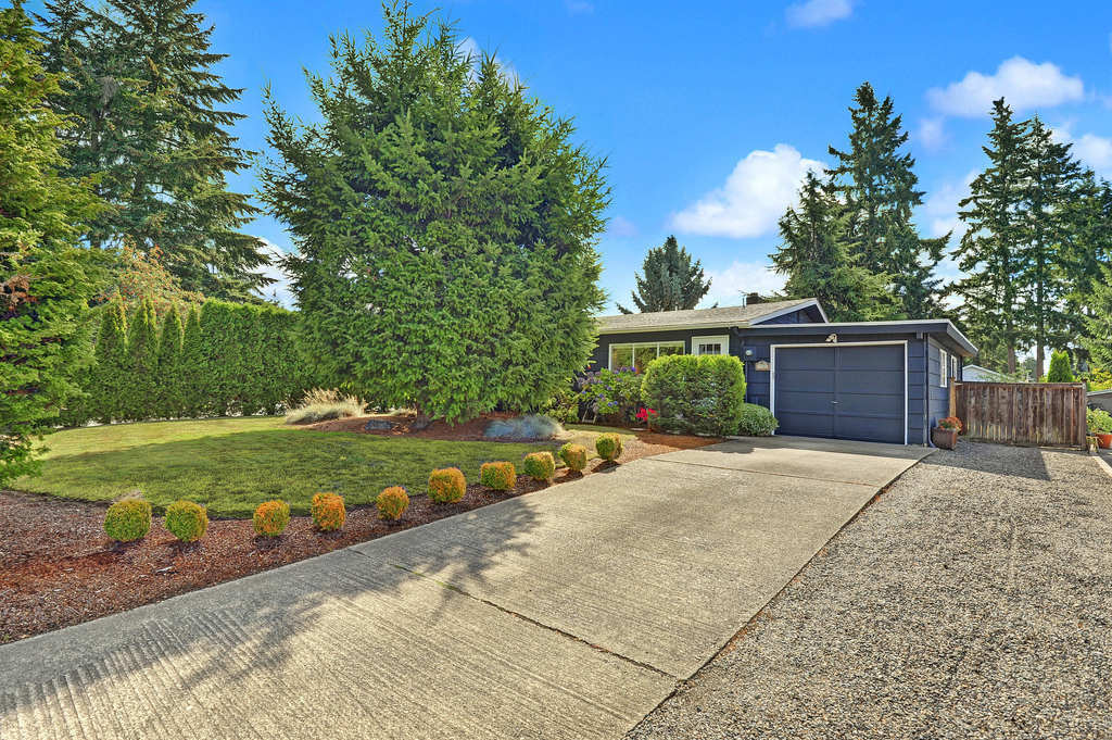 2323 NE 27th St  Renton WA 98056 photo