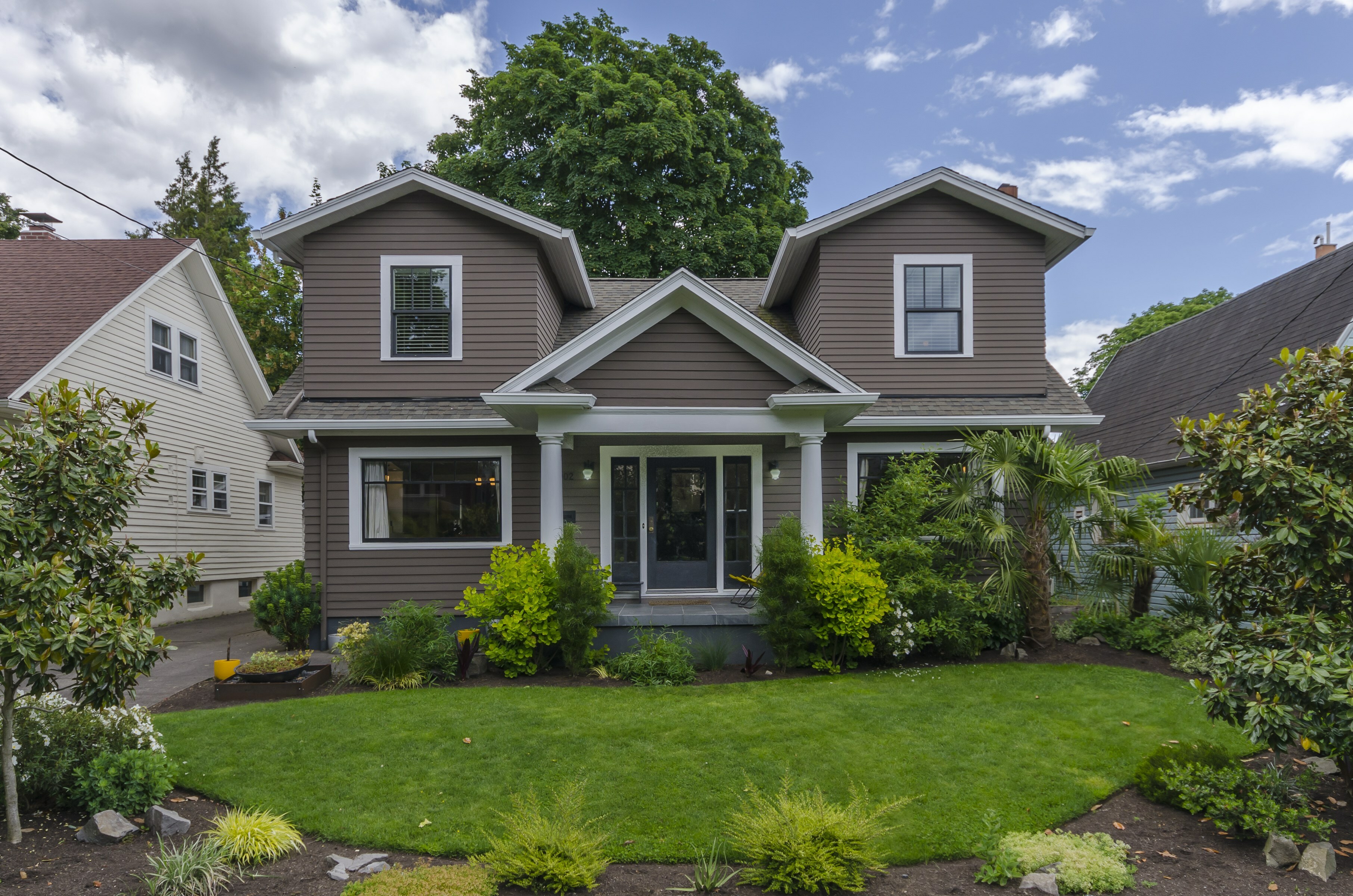 Property Photo: 3002 NE 12th Ave OR 97212