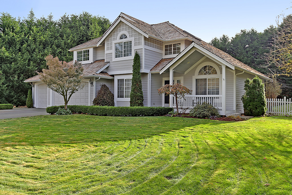 Property Photo: Leota meadows home in woodinville 16220 NE 187th St  WA 98072 