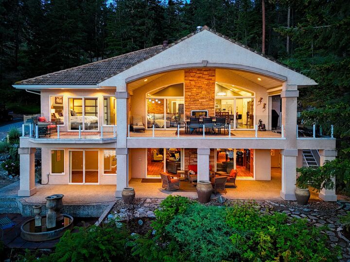 Photo de la propriété:  6650 Finch Road  BC V4V 1M9 