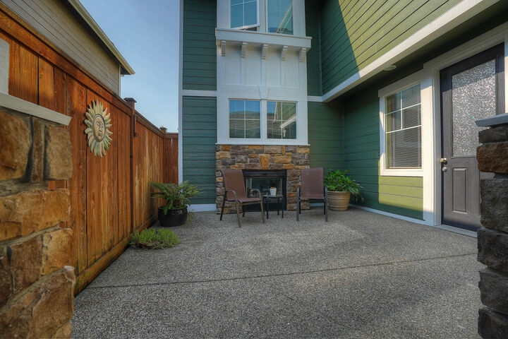 Property Photo: 8622 186th Street E WA 98375
