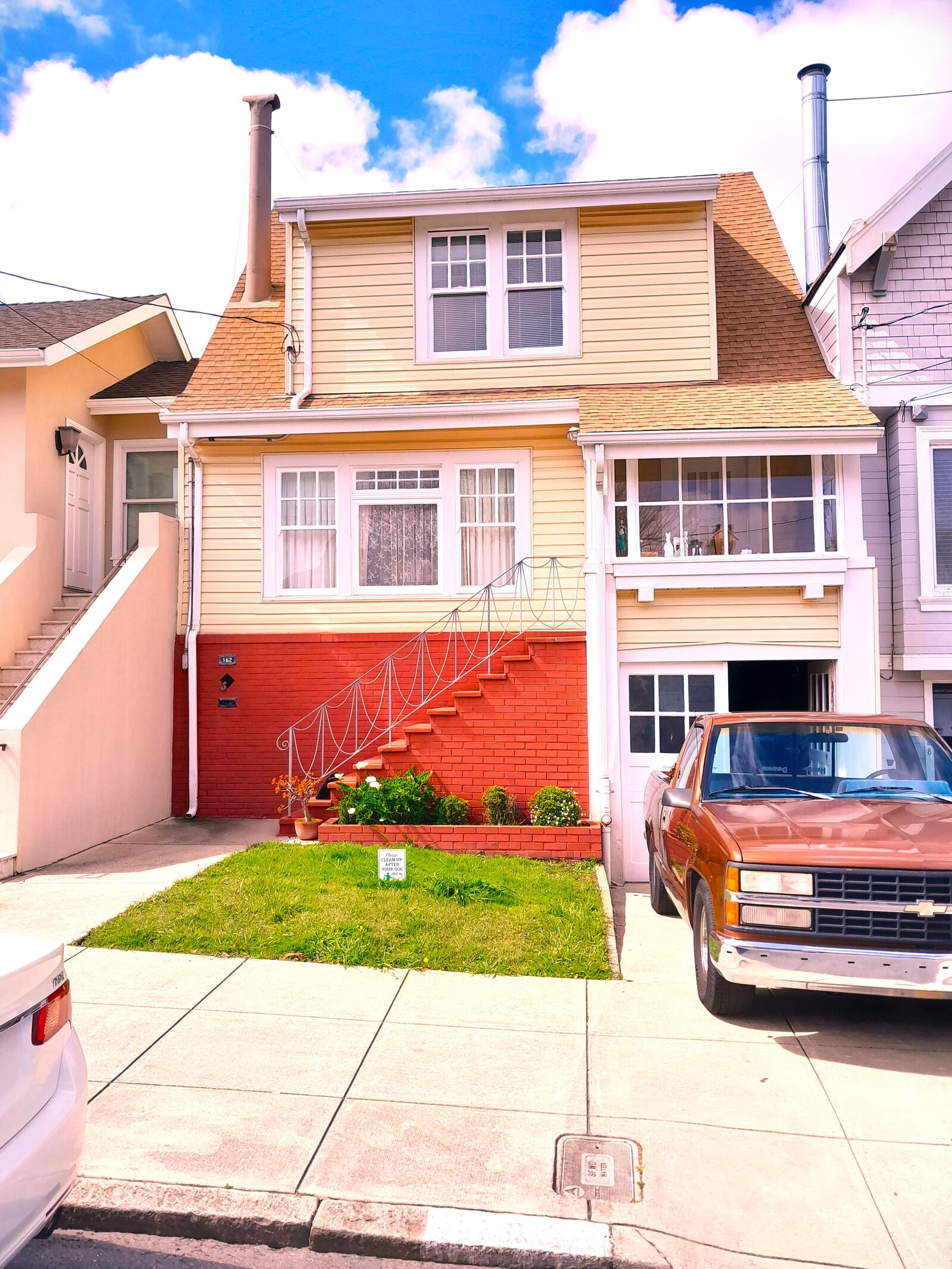 Property Photo: 162 Sears St CA 94112