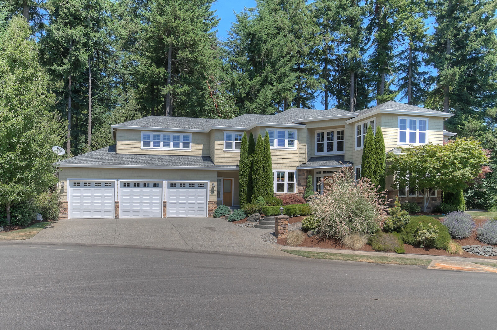 Property Photo:  3117 65th Ave NW  WA 98335 