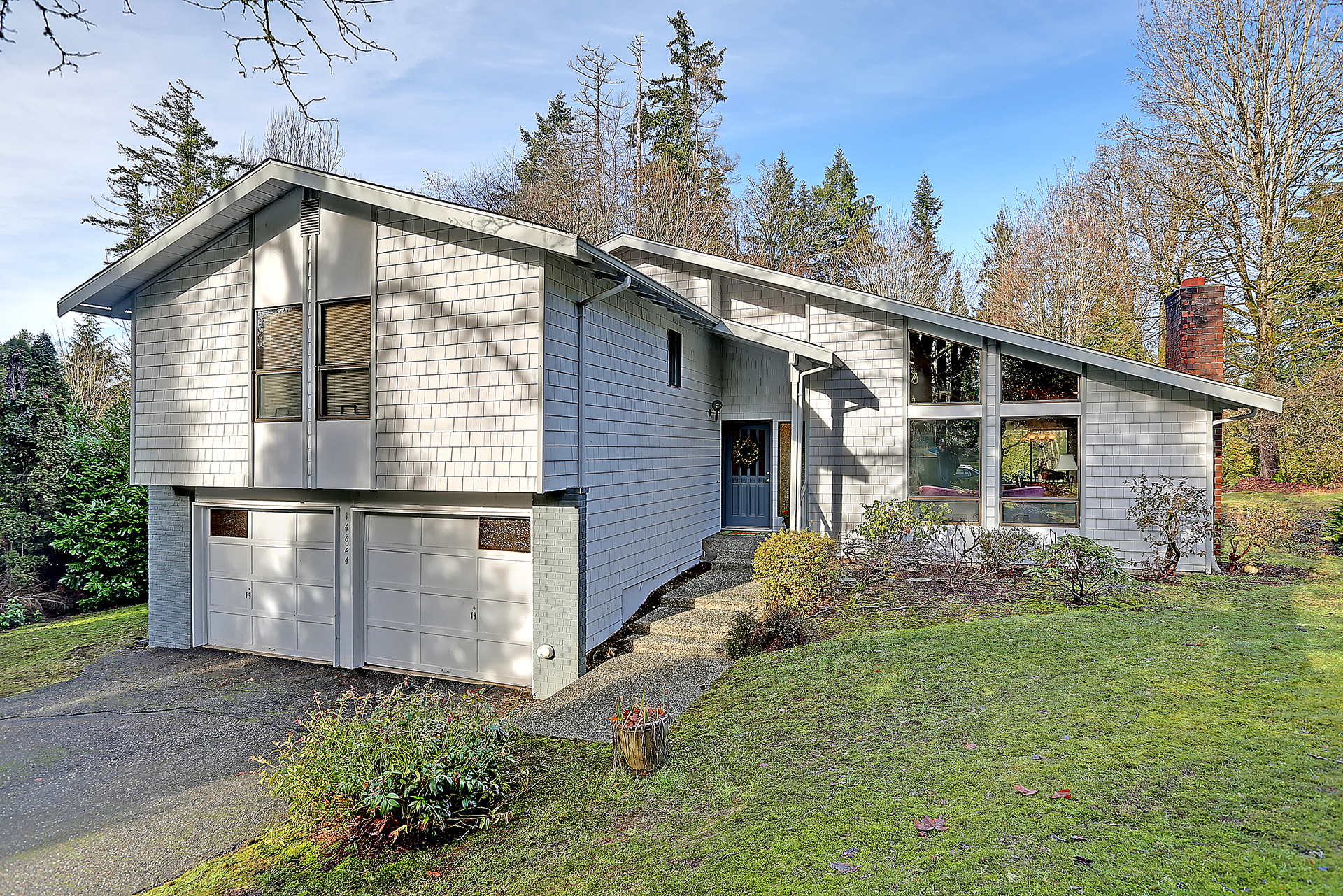 Property Photo: Wellington tri-level on shy acre 14824 NE 201st St  WA 98072 