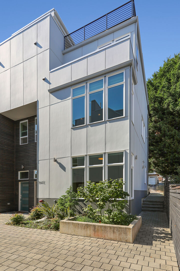 3641  22nd Avenue W Unit E  Seattle WA 98199 photo