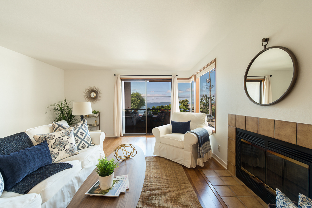 Property Photo: 4222 Beach Dr SW #201 4222 Beach Dr SW 201  WA 98116 