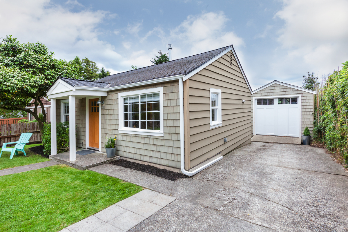 Property Photo: Modern cape cod 331 8th Ave  WA 98033 