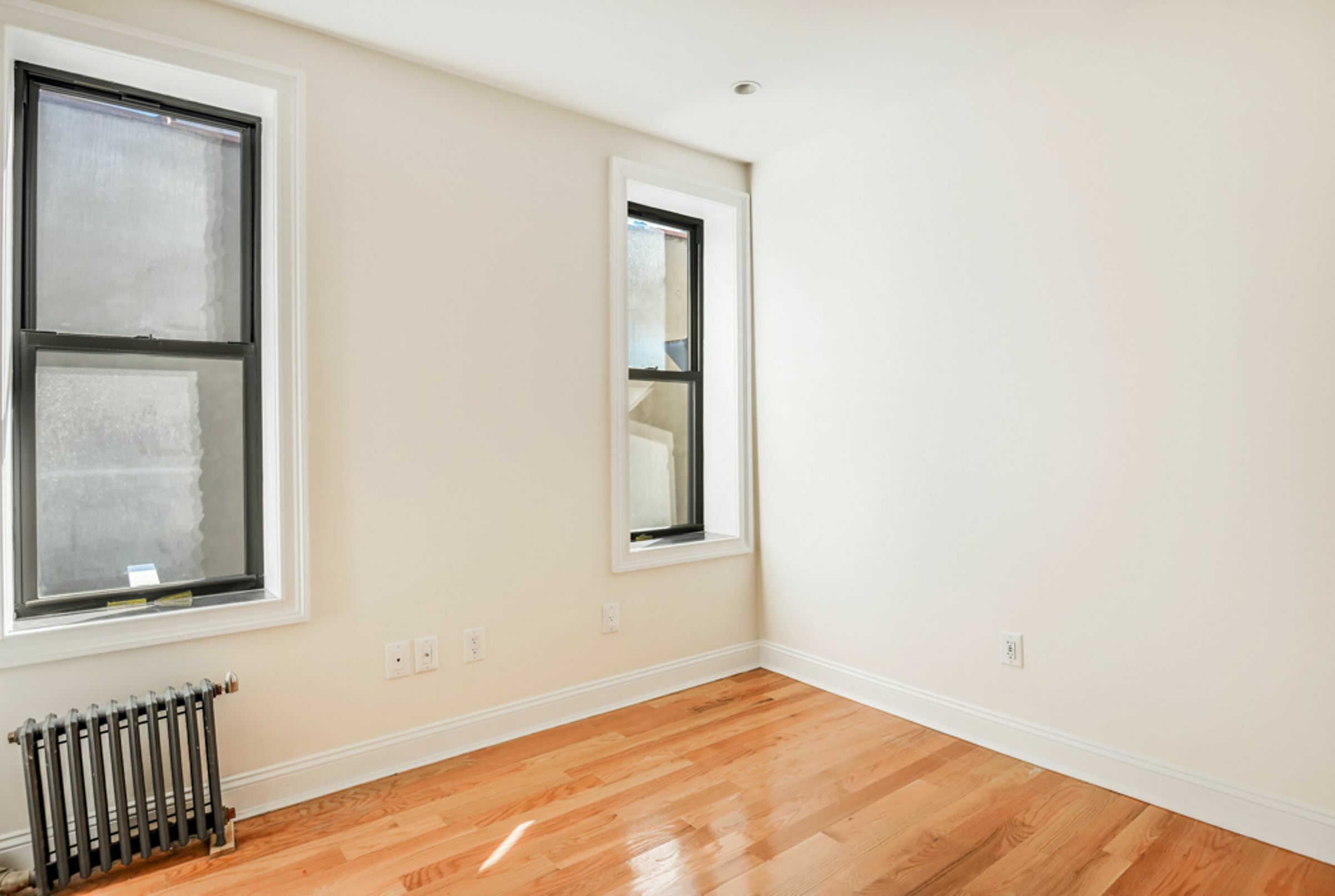 Property Photo:  1159 President Street 2E NY 11225 