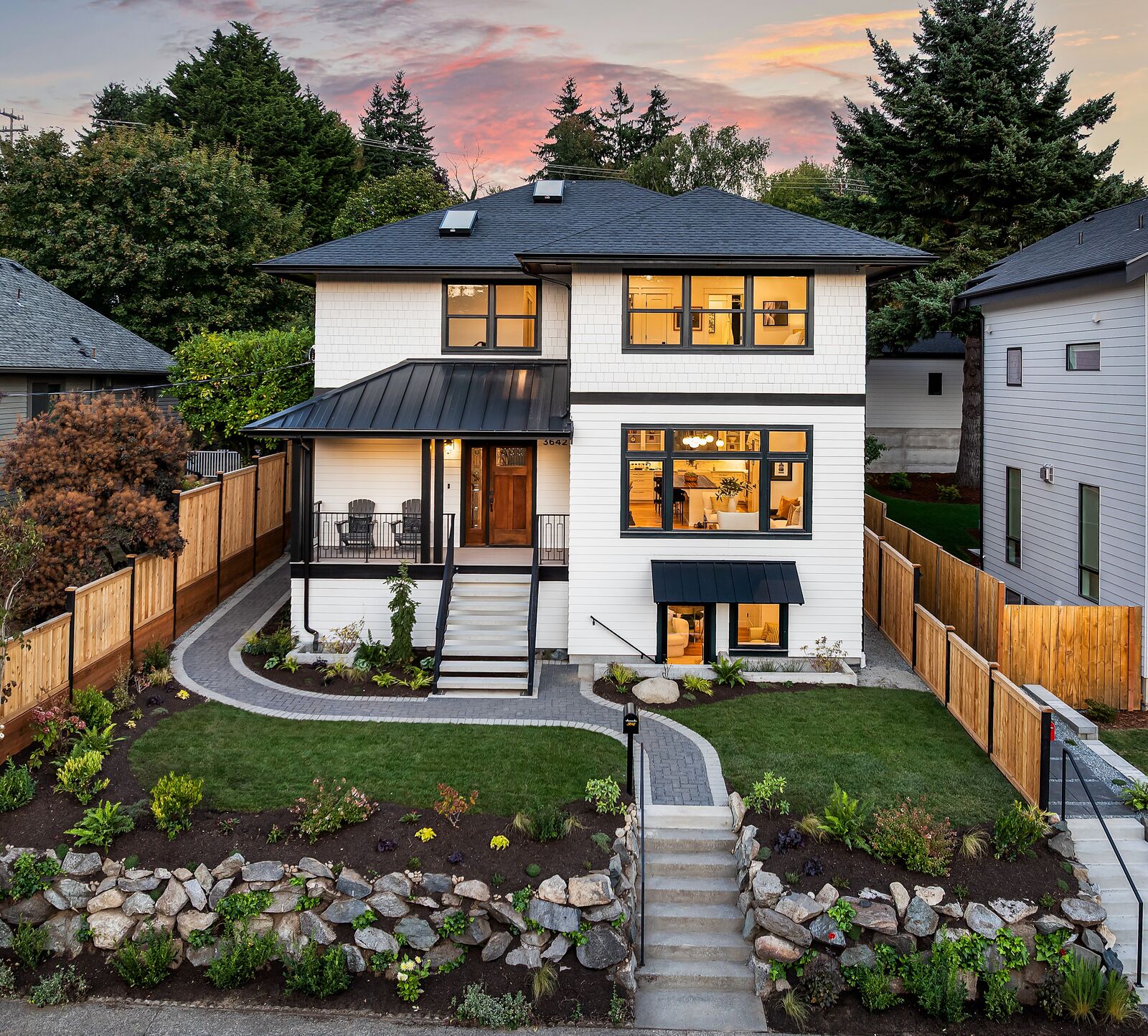 Property Photo:  3642  33rd Avenue W  WA 98199 
